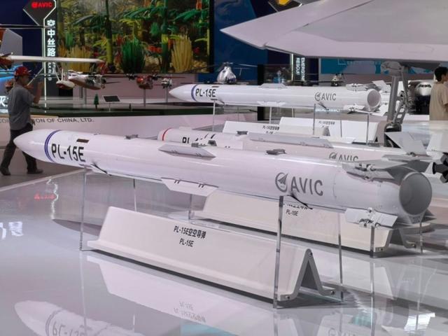 内还发现中国制造的霹雳-15空空导弹残骸pg电子免费试玩模拟器战功赫赫！在印度境(图4)